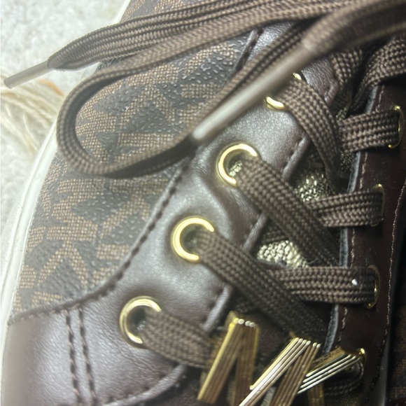 Michael Kors casual shoes - Picture 3 of 9